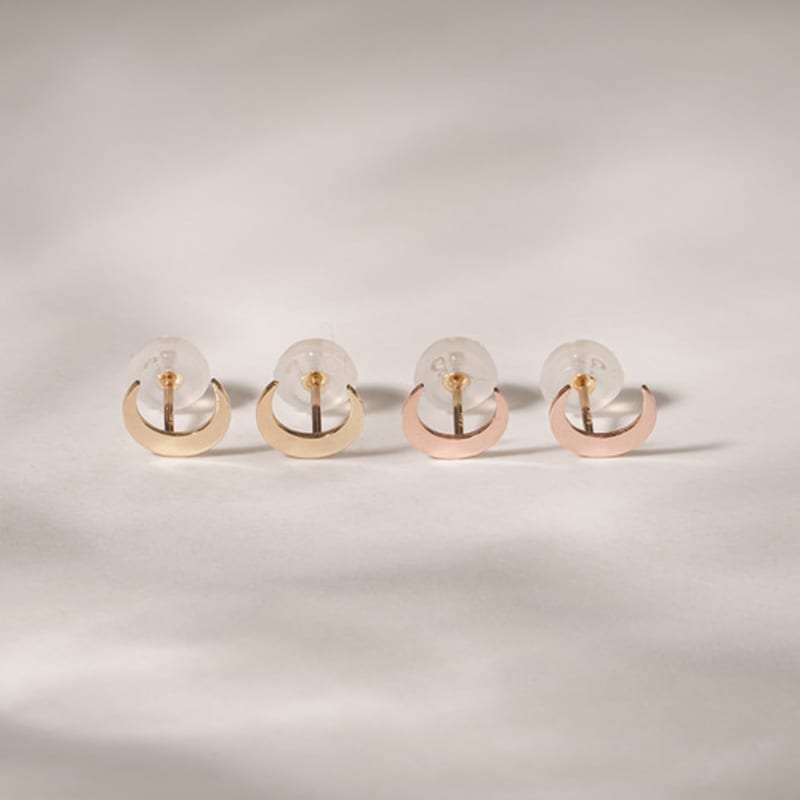 JEWNEL 14K Simple Bold Moon Piercing Earrings