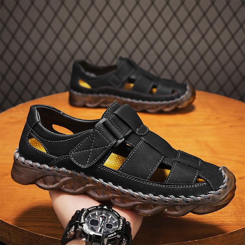 

Hot-selling summer new products, large size hand-stitched casual breathable mesh, leather bag head sandals, creek shoes men 38 чорний