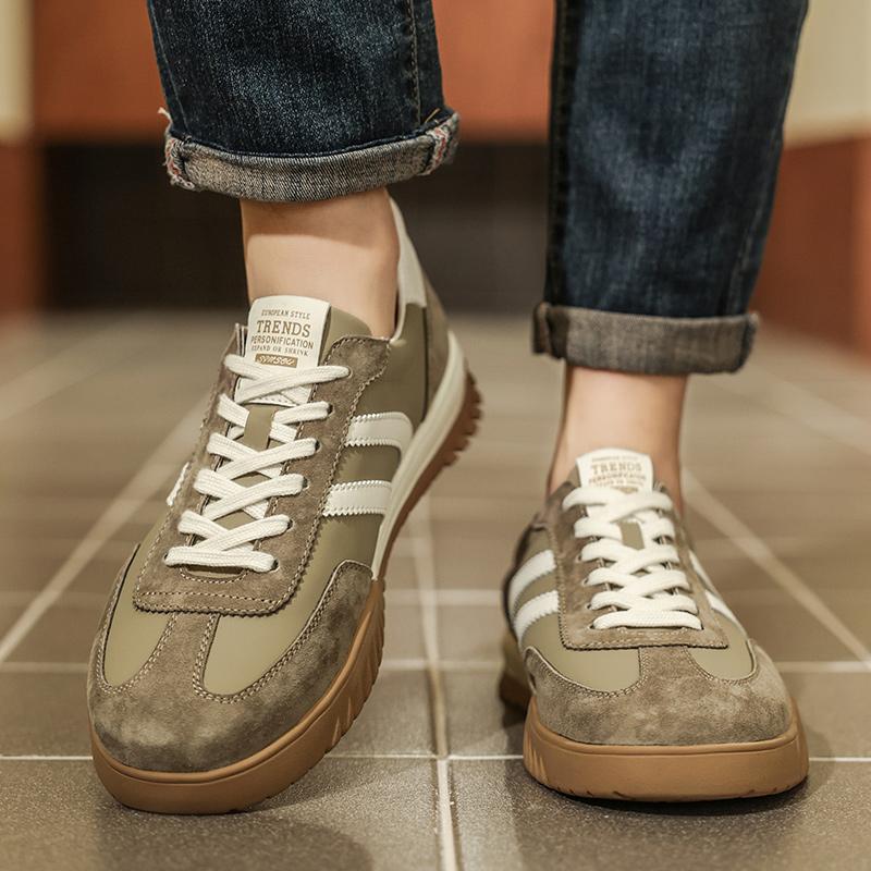 Fashion Lightweight Fashion Skate Shoes for Men  2025 New Men's Casual Lace-Up Sneakers Breathable Male Flats Comfortable Walking Shoes