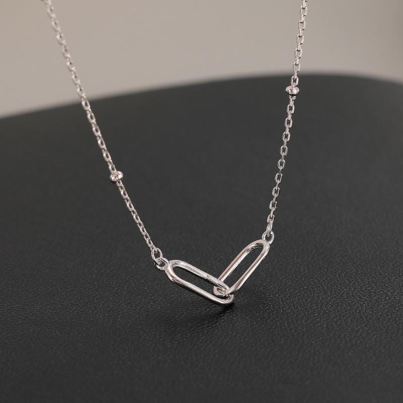 Banyan Tree S925 Silver Geometric Cross Necklace for Women - Trendy Paperclip Chain, Cold Style Clavicle Jewelry.