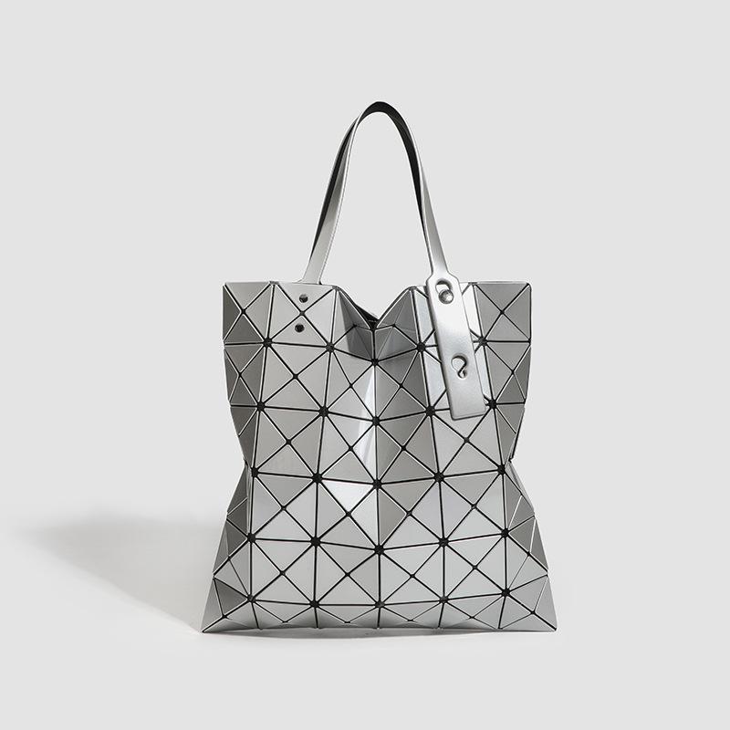 

Новая весенне-летняя мода Шестисекционная наплечная сумка с ромбовидной складкой Геометрическая сумка Универсальная ромбовидная сумка-тоут для рук