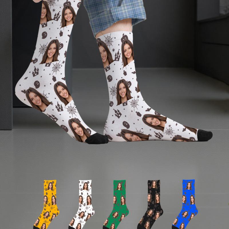 

Рождественские носки с индивидуальным 3D-принтом лица - Персонализированный полиэстеровый дизайн 360° One Size