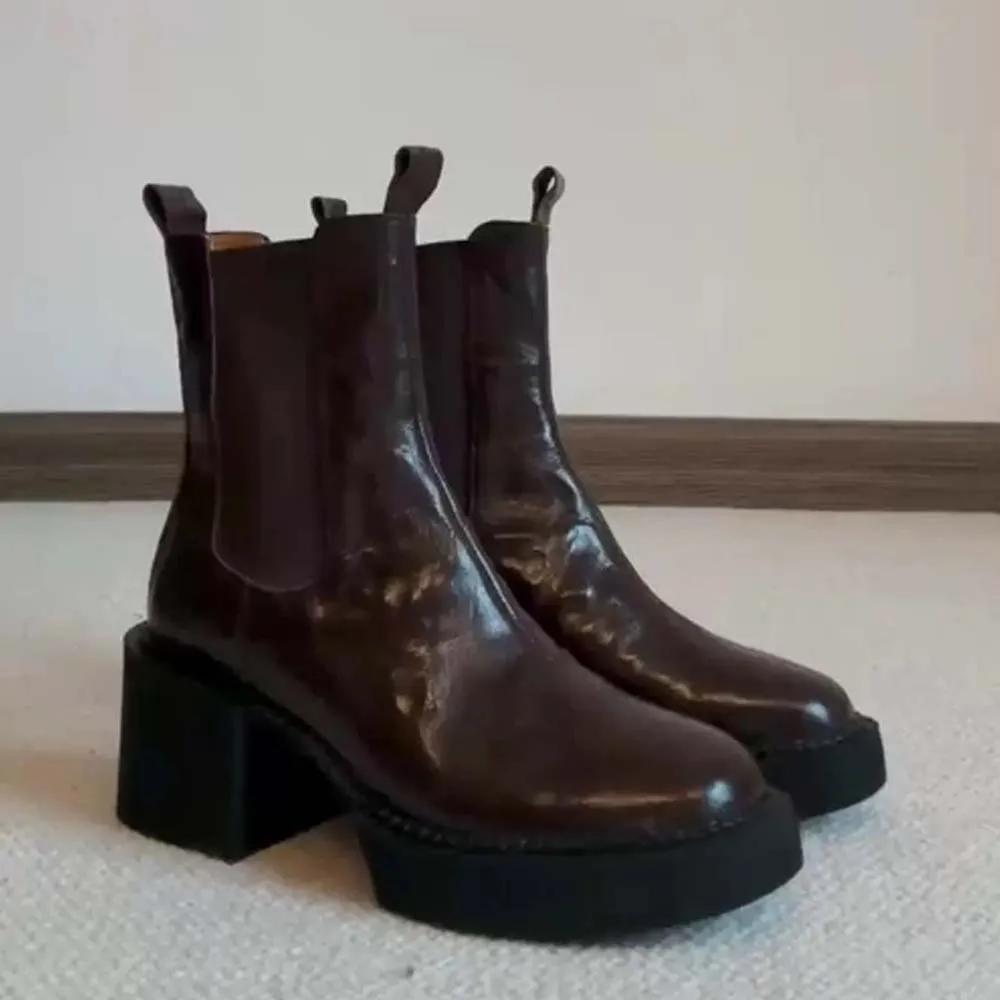 Spring and Autumn Women's Thick Bottom Ankle Boots Fashion Side Zipper Short Boots Women's Elegant Square High Heels