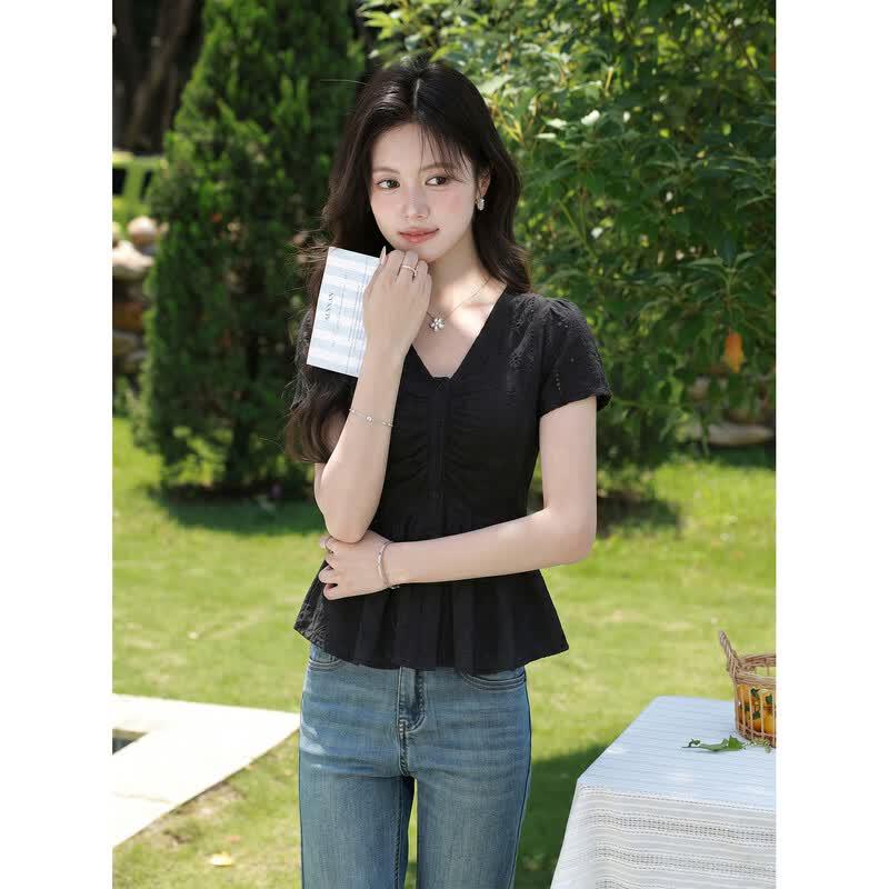 Women s V-Neck Short Sleeve Shirred Waist Blouse M