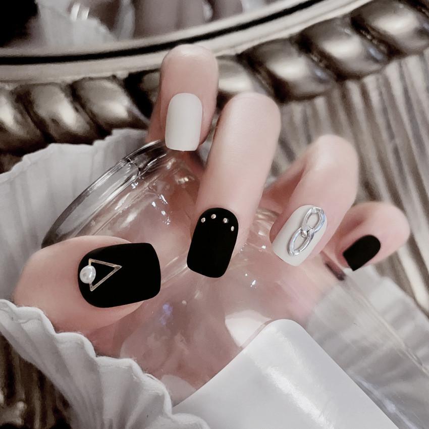 Simple Short Removable Black Cool Chain For Women Wearing Fake Nails Fashionable