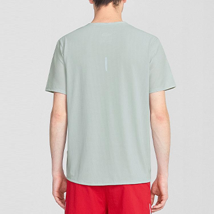 The North Face T Shirts Men's Light Gray Crew Neck Moderate Straight Fit NF0A5374-9B8
