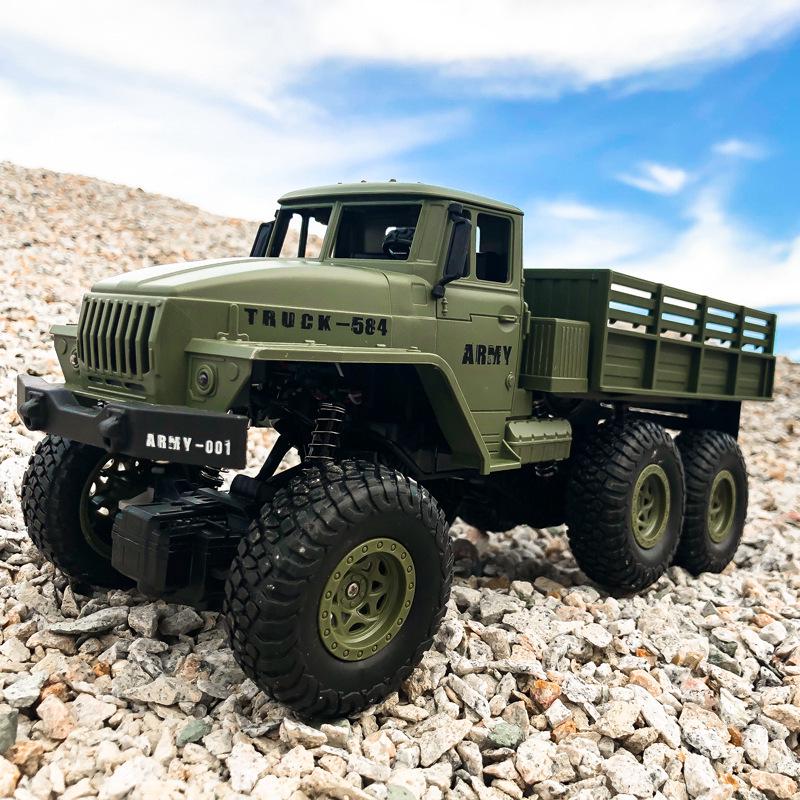 Large Remote-Control Off-Road Military Truck: High-Speed 4WD Climbing Toy for Kids