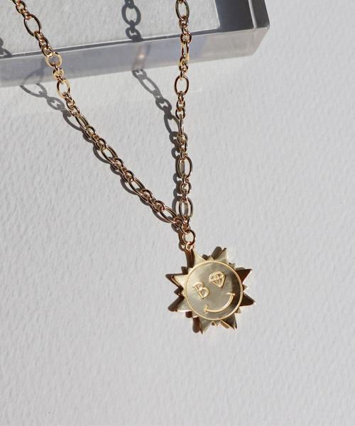 Bonbeau Sunshine Smile Chain Necklace Sunshine Coin Smile Necklace