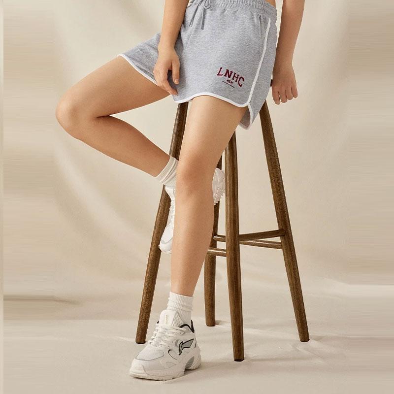 Li Ning Sports Lifestyle Series Letter Logo Printed Sports Shorts Women Shorts Floral-Gray AKSSC86-3