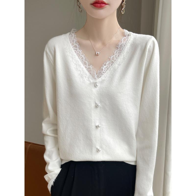 Stylish and thin fashion V-neck lace edge knitted bottoming shirt women's thin sweater top