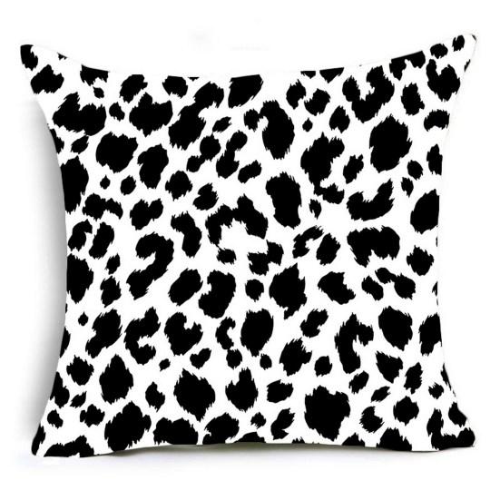 Декоративная наволочка чехол для подушки с принтом и потайной молнией износостойкий простой в уходе декоративная наволочка F 589₽