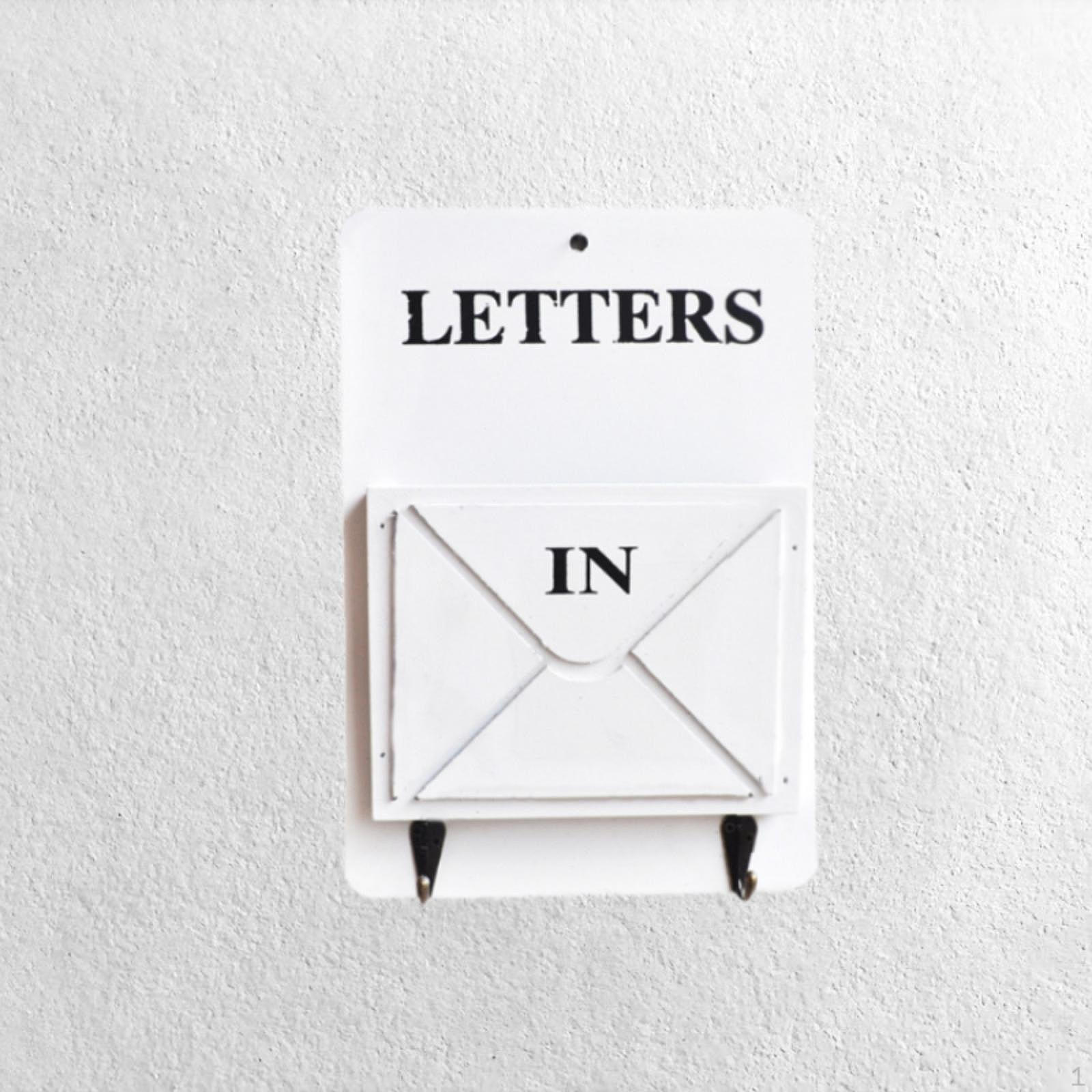 

Hanging Key Holder with Hooks And Letter Organizer for Home Entryway білий