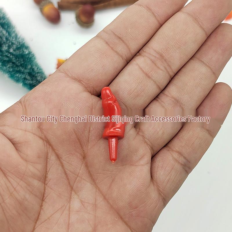 2.3cm Translucent Plastic Snowman and Santa Claus Nose Figurine Accessory