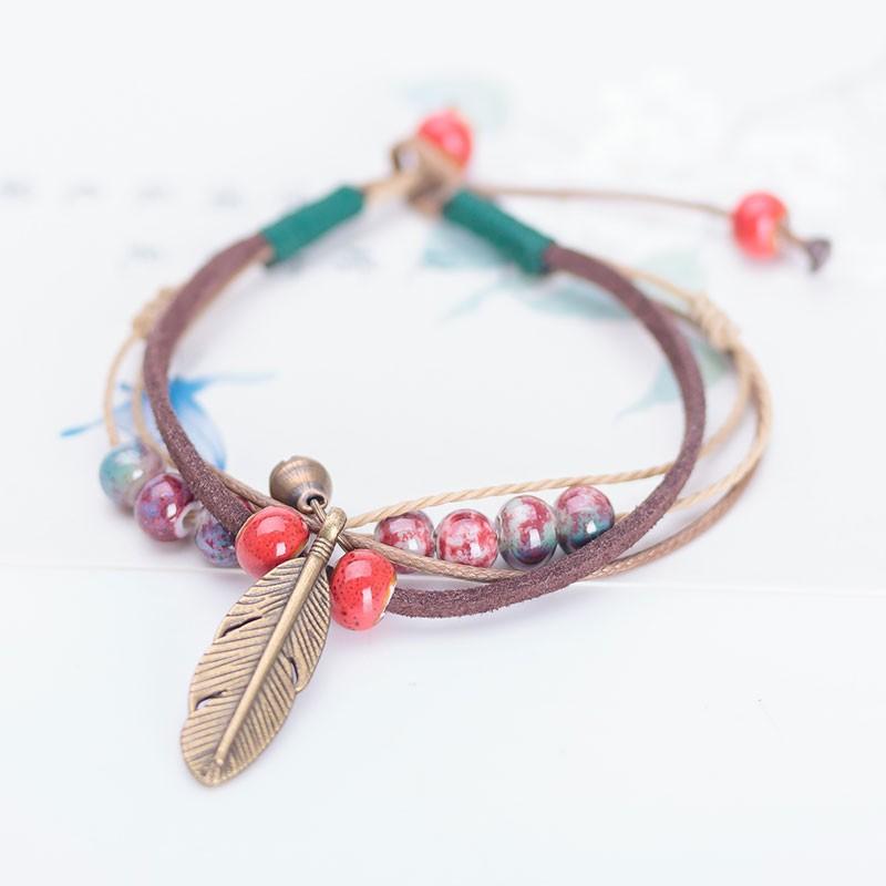 

Вязаный вручную винтажный богемный браслет, браслет с перьями, модные керамические колокольчики, женские аксессуары