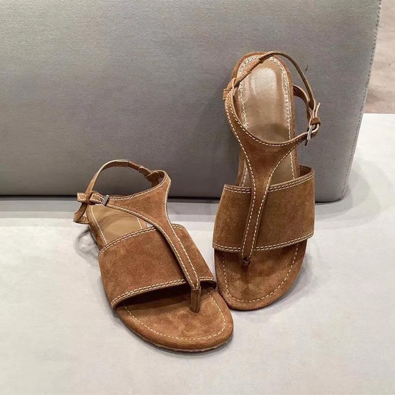 Fashion Faux Suede Clip Toe Flat Sandals Women 2025 Summer Ankle-Wrap Roman Flat Shoes Luxury Metal Buckle Strap Women Slippers