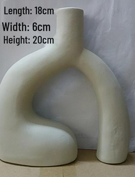White Ceramic Vase with Dried Baby's Breath for Living Room or Dining Table Decoration