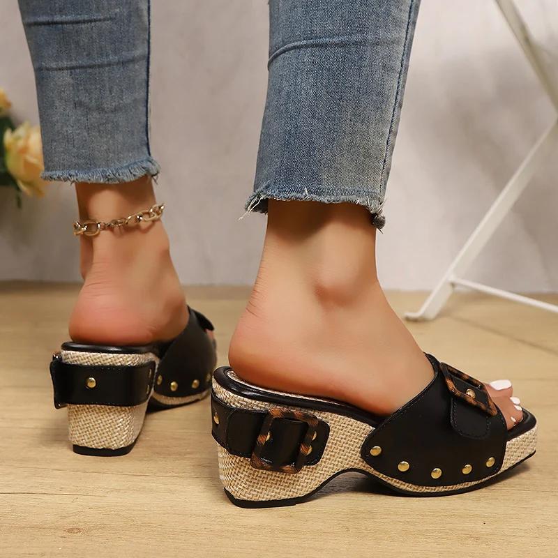2025 New Metal Buckle Wedge Sandals for Women Fashion Rivet Decor Platform Slippers Woman Summer Thick Sole Roman Sandals Ladies