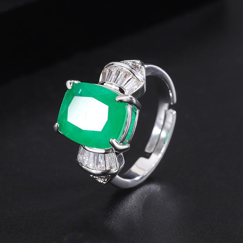 Paraiba Color Zircon Ring Imitation Natural Emerald Zircon Ring Retro Inlaid Zircon Ring