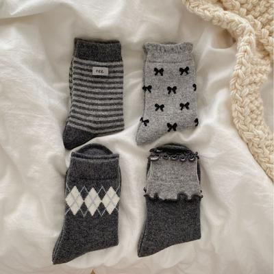 Thickened Warm Gray Bow Wool Socks Socks Korean Striped Egg Cloth Label Boneless Medium Tube Socks