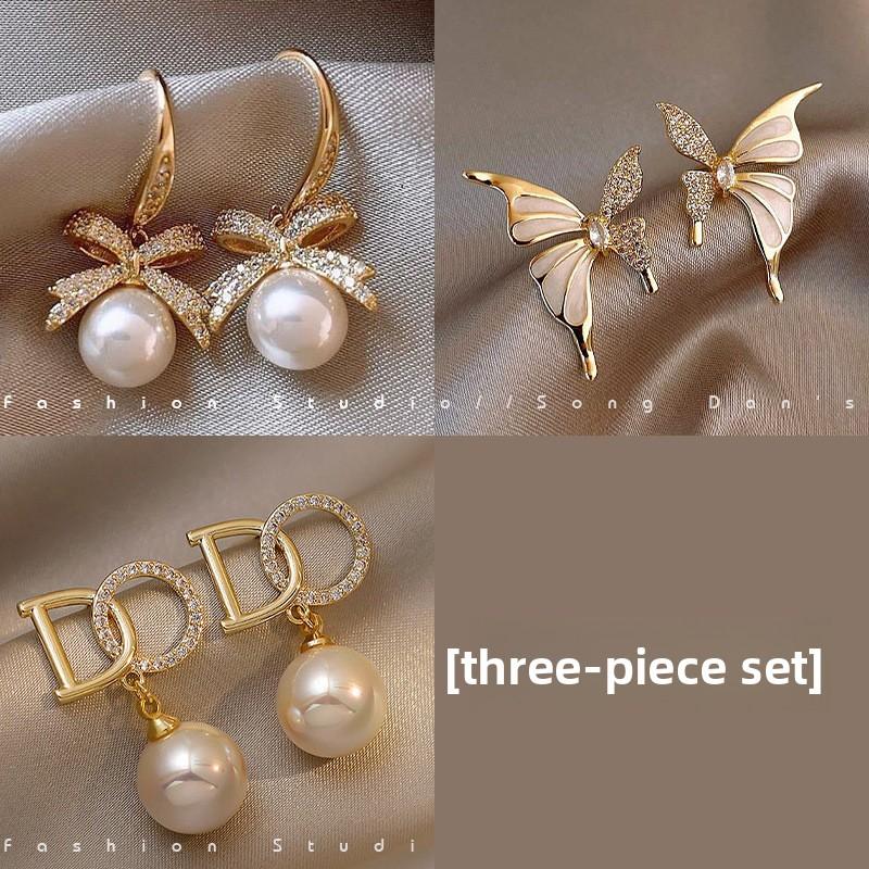 Pearl Retro Premium Stud Earrings Women's Year Super Fire Texture Earrings Temperament Foreign Style Earrings