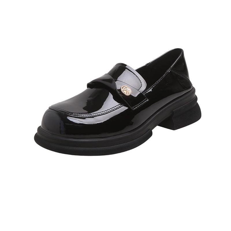 

Весна 2025 новый стиль лоферы с маленькой золотой монетой одинарная обувь толстый каблук мягкая подошва толстая подошва маленькие кожаные туфли женские 34