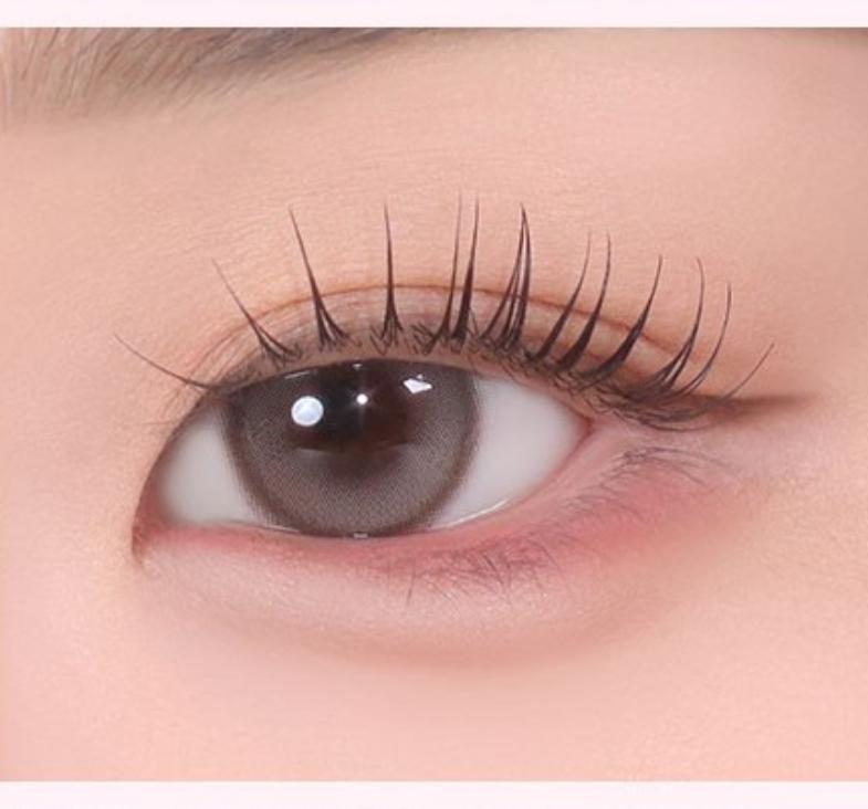 Too cool for school Smudging Triangular Eyeliner 8 Colors | Multi-Use Eye Pencil