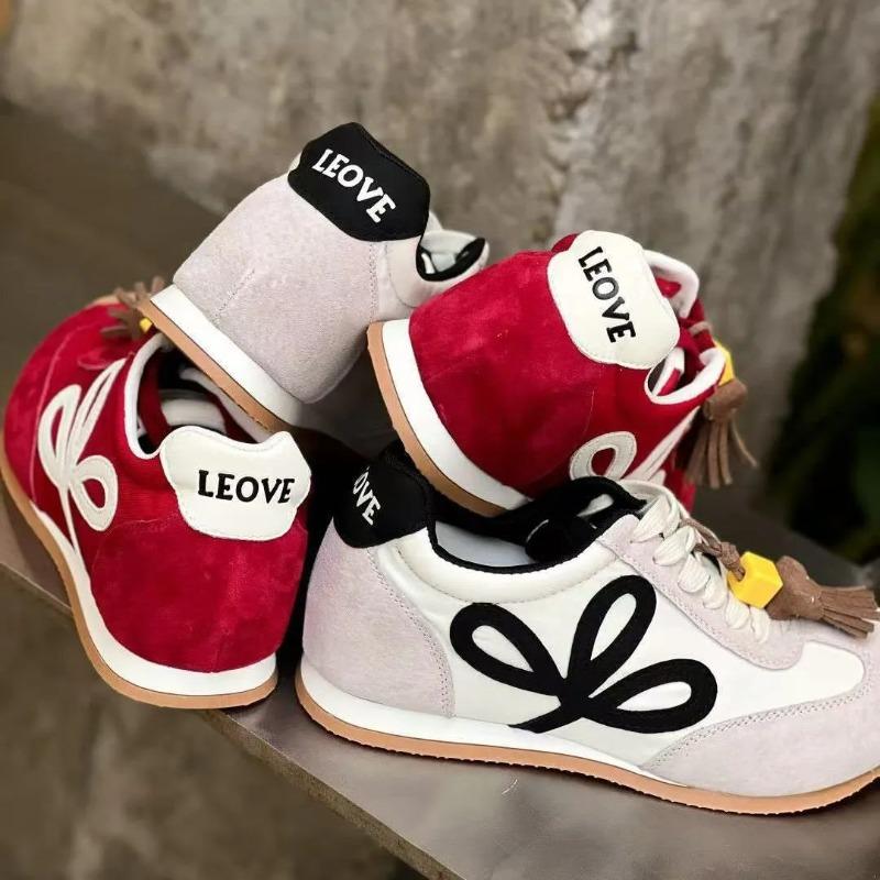 Autumn new retro women's fashion versatile inner height increase comfortable casual shoes