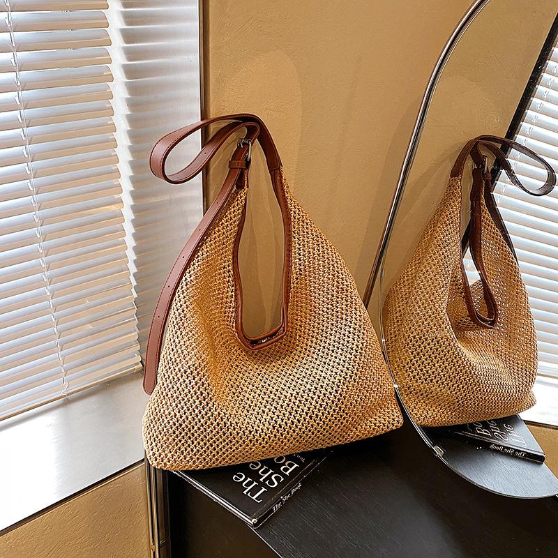 Large Capacity Straw Bag Women's 2025 New Summer Shoulder Tote Bag Seaside Beach Vacation Woven Bag