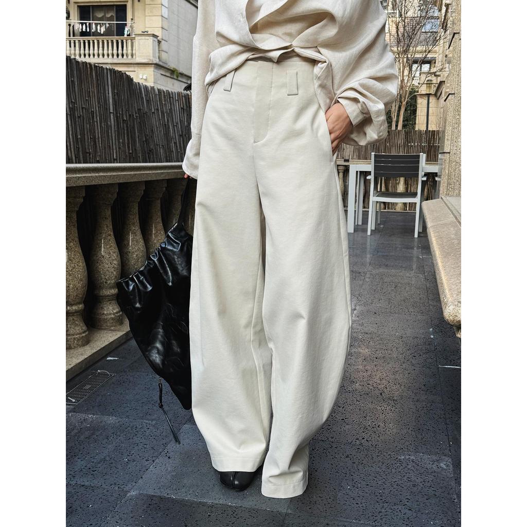 Louvre Spring Parisian Old Money High-Waist Scimitar Trousers: Women's Loose, Crisp, Slim Fit Commuter Style