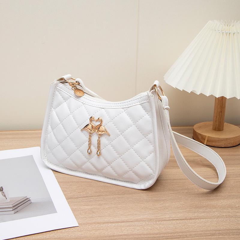 Women s Casual Versatile Shoulder Bag Embroidered Armpit Bag Women s Bag белый