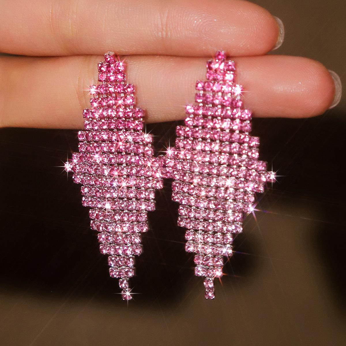 

Элегантные серьги-кисточки с градиентом из страз для невест и сценических выступлений