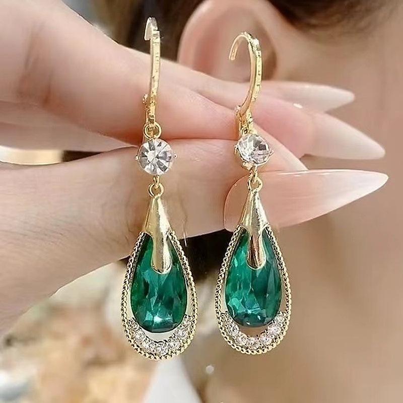 New trendy high-end purple crystal water drop-shaped ear buckle simple atmospheric earrings fashion temperament earrings