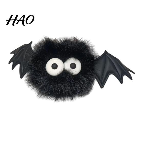 Romantic Gift for Women Halloween Bat Plush Keychain, Cute Devil Furry Pendant Party Decoration Bag Keys, Vintage Silver Alloy Key Ring, Spooky