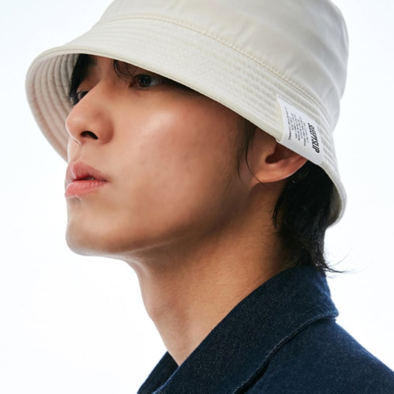 SLEEPYSLIP SATIN WEISSER BUCKET HAT