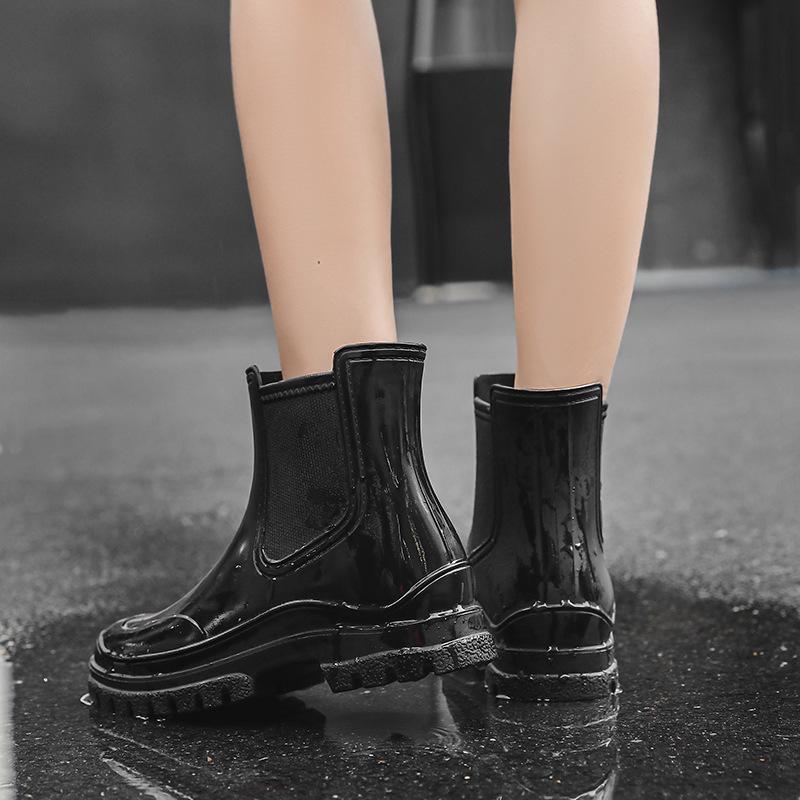 Women's Mid-Calf Waterproof Fashion Rain Boots - Korean & British Style, Non-Slip, Wear-Resistant Rubber Shoes for Daily Wear.