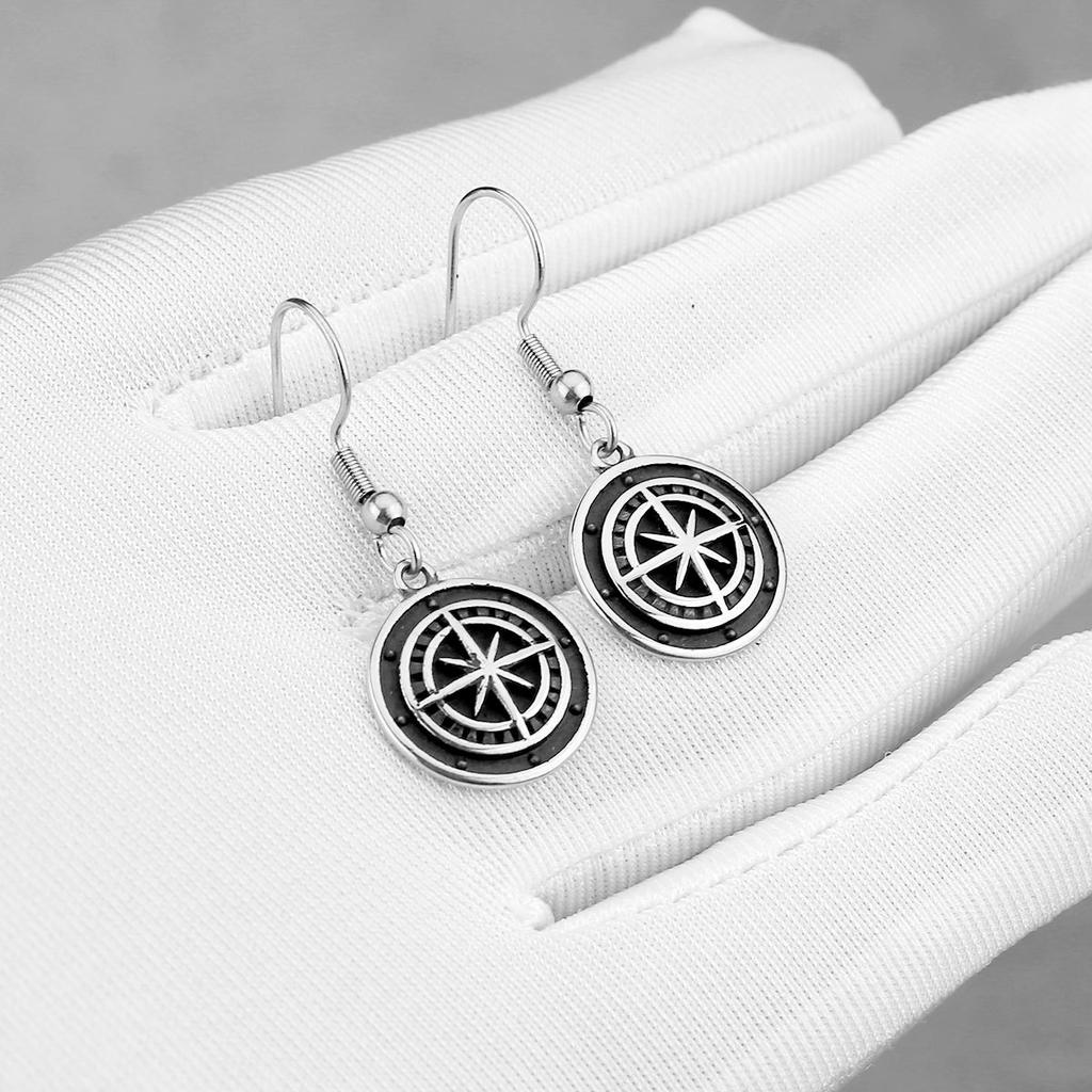Stainless Steel Star Compass Earrings For Men and Women Fashion Hip Hop Biker Earrings Punk Charm Simple Jewelry Wholesale