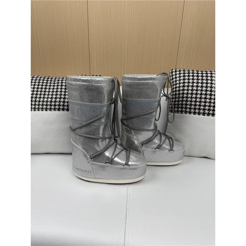 Wintermode Moon Boots Verdickte Thermohülle Baumwollstiefel Wasserdichte und rutschfeste Riemen Brotstiefel