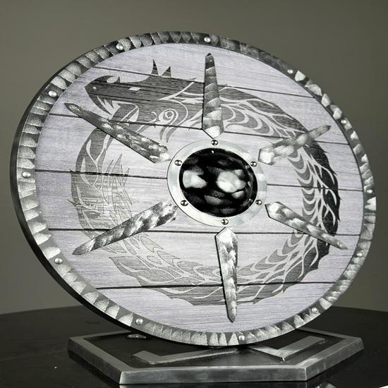 45.72 cm Dragon Shield Authentic Cosplay Battle-worn Wooden Viking Shield Norse Mythology Valhalla Medieval warrior shield Gift