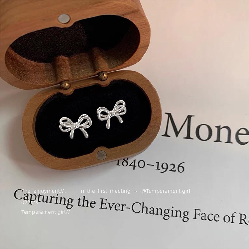 Mini 3D Bowknot Cute Fashion Stud Earrings for Women