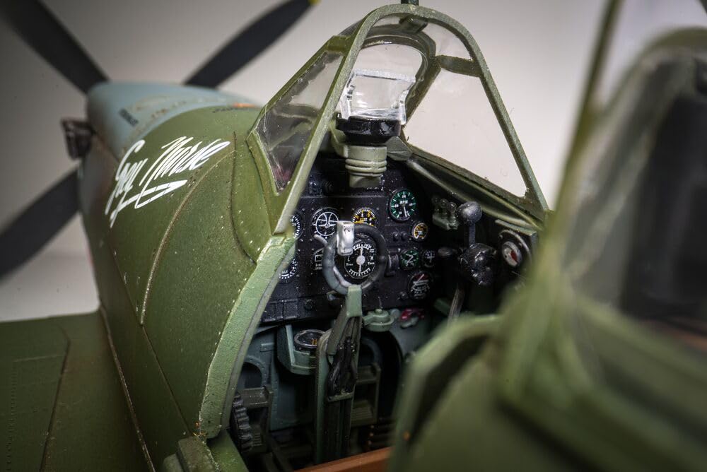 Airfix Australian Supermarine Spitfire Plastic Model X17002 1/24 Mk.8