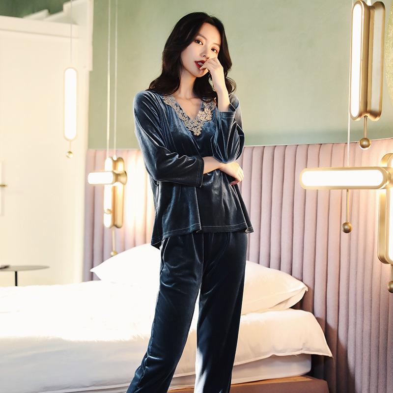 Pajamas Women's Spring, Autumn and Winter Gold Velvet Long-sleeved Trousers Two-piece Split Can Be Worn Out Casual Home Wear