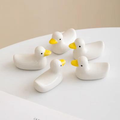Creative Ceramic Chopstick Stand Cute Duck Shape Chopsticks Rest Mini Size Smooth Surface Writing Brush Pen Holder Dining Table