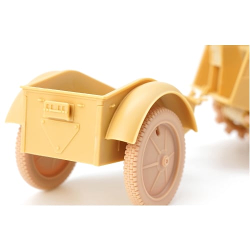 T-Rex Studio 1/35 Scale World War II German Kettenkrad Winter Ketten Tracks with Type 2 Sprockets and Tires (for Tamiya) Plastic Model Parts TR85060