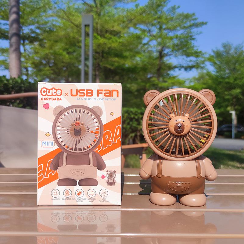 

USB Rechargeable Capybara Fan: Custom Engraved Gift for Kids & Events. 11.3*7.5*4.5cm