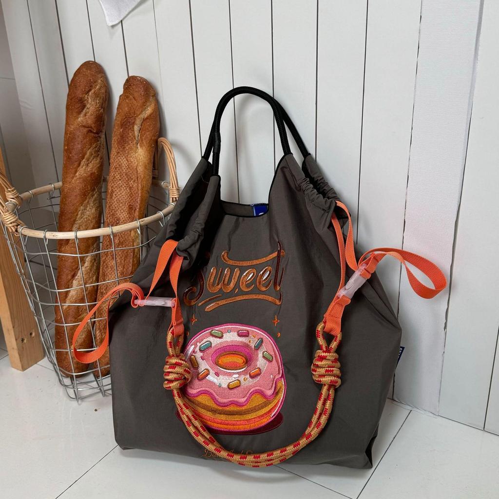 Trendy Large-Capacity Japanese-Style Nylon Embroidery Shoulder Bag for Women