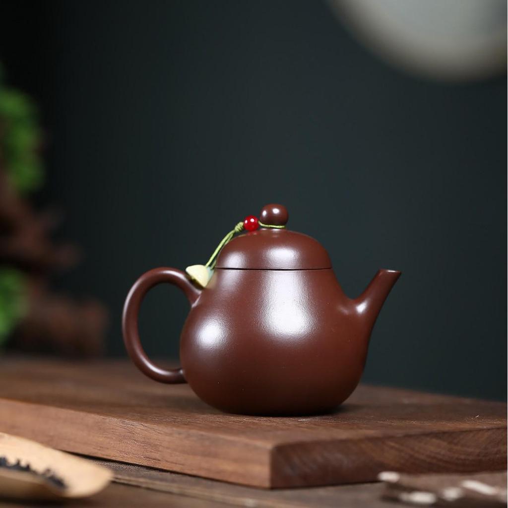 Yixing Zisha Teapot Purple-Red Clay Pear Rhyme Natural Carving Gongfu Teapot.