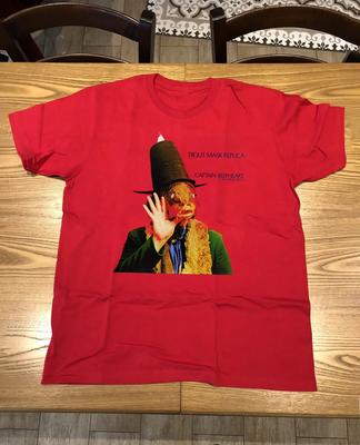 Captain Beefheart y su Réplica de la Máscara de Trucha Mágica Camiseta Corta Unisex Camiseta Unisex