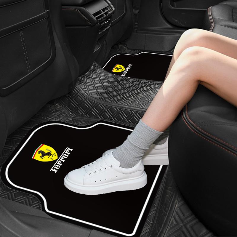 2/4 Piezas Alfombrillas para Coche Alfombra Delantera Trasera Almohadilla Antideslizante Para Ferrari SP1 812 F40 F12TDF SF90 458 488 599 612 FF F12 Accesorios para Coche