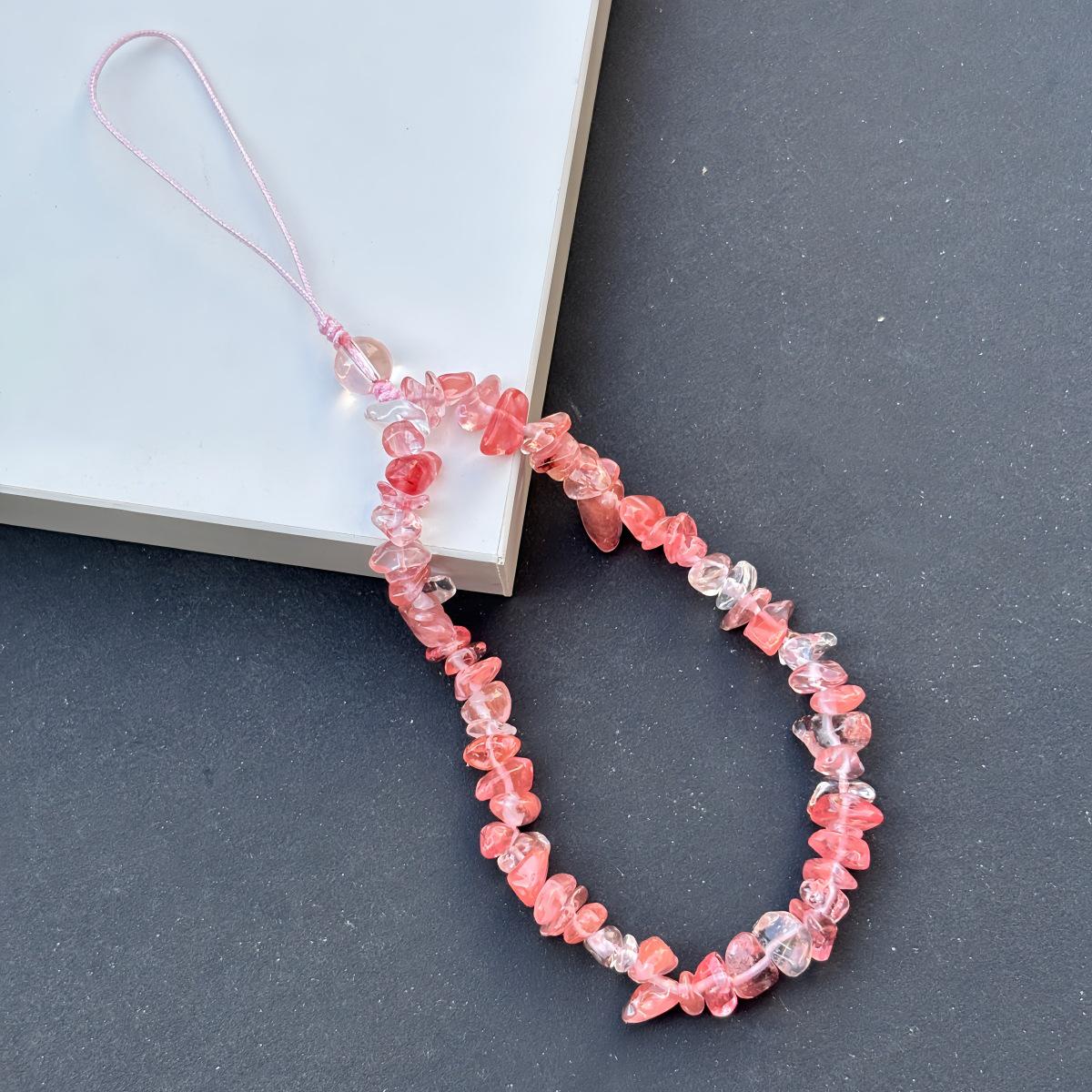 

Шнурок для телефона из авантюрина – Женская цепочка из галтованного камня против потери