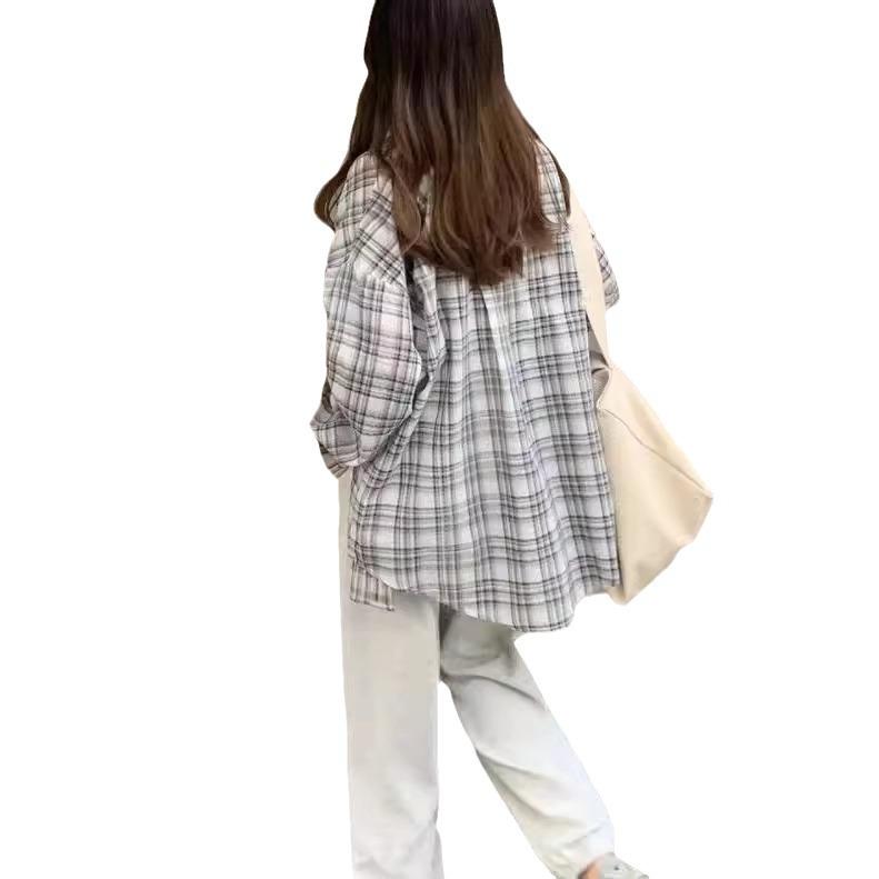Women's Retro Plaid Long-Sleeved Japanese Sunscreen Shirt for Spring and Autumn